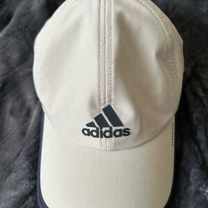 Adidas Cream Navy Blue Baseball Cap Men’s Aeroready Sportswear